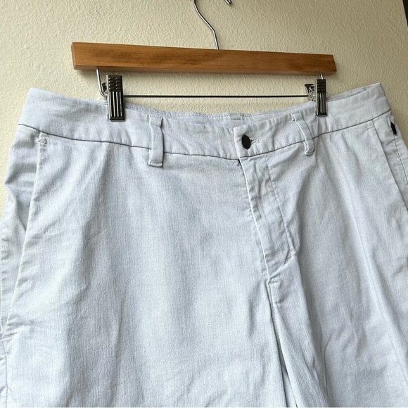 Lululemon Commission Short Qwick Oxford 11" *Relaxed White / Black Sz 36 - Picture 6 of 16